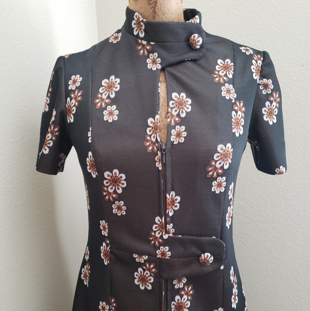 Vintage Dress Rare Find 😍 - Picture 3 of 11